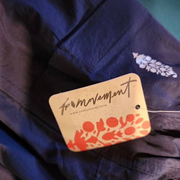 Free People Movement Athletic Shorts - Navy Blue - XS - Picture 6 of 7